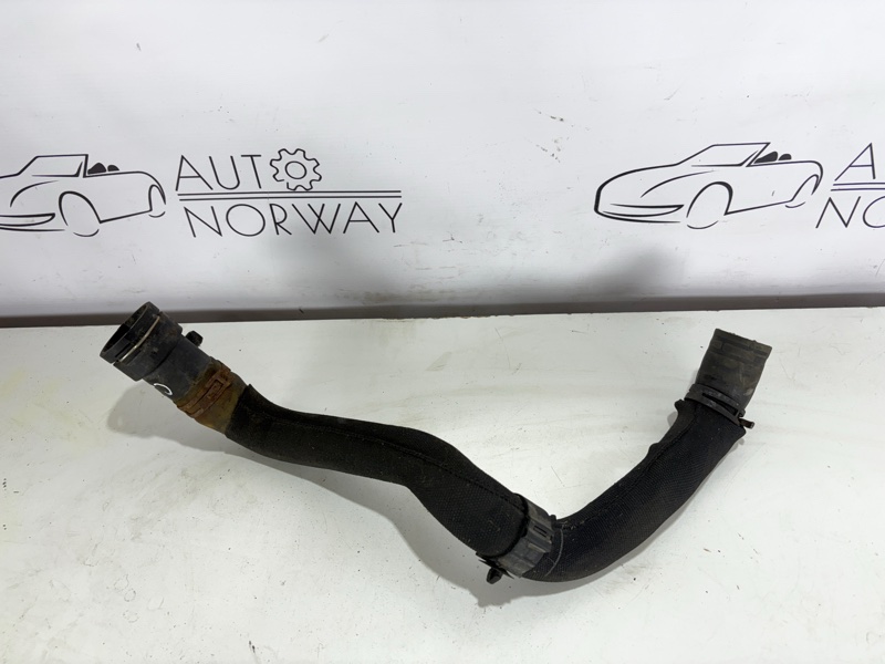 Патрубок системы охлаждения A4 B8 2012 CJC 2.0 tdi Патрубок системы охлаждения A4 B8 2012 CJC 2.0 tdi