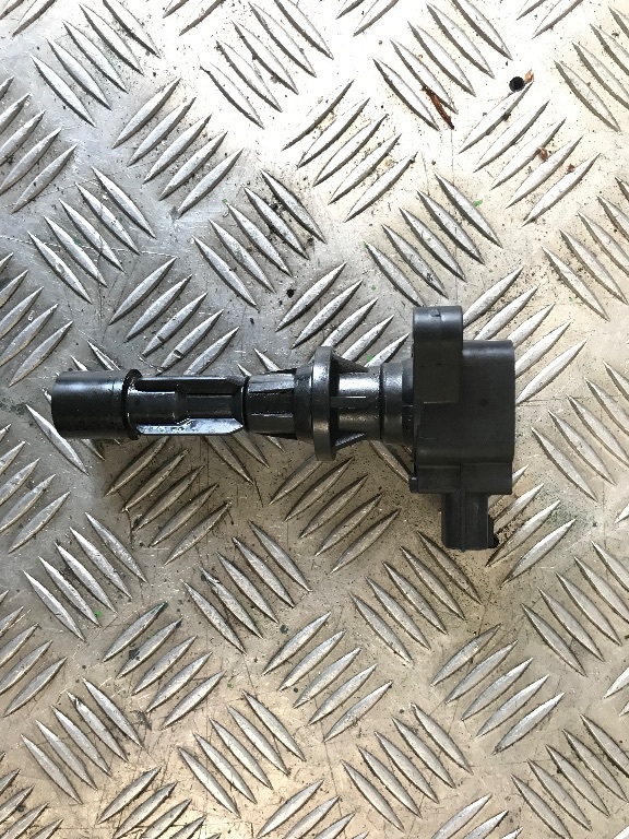 Катушка зажигания Mazda 3 2003 BK 6m8g12a366 Б/У