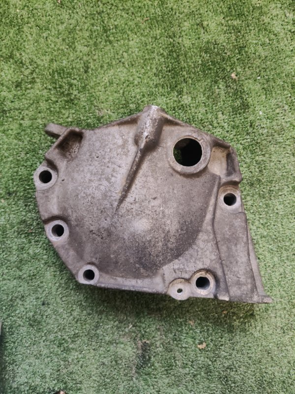Кожух ГРМ Renault Logan 7700869508 Б/У