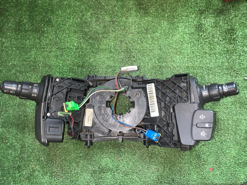Переключатель подрулевой (стрекоза) Renault Scenic 2005 8200127727 Б/У