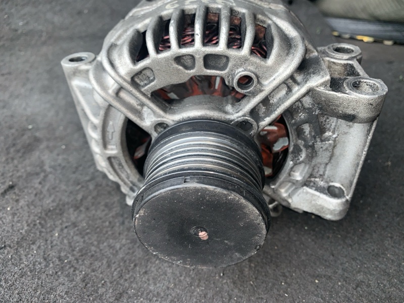 Генератор Renault Megane Генератор Renault Megane