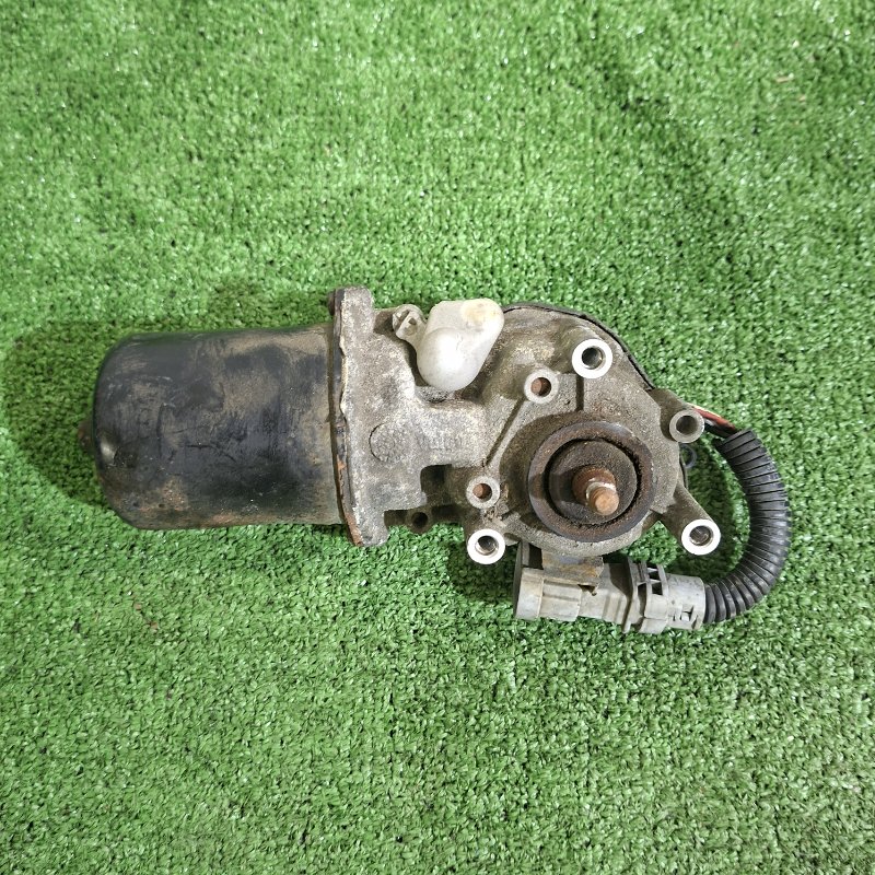 Моторчик передних стеклоочистителей (дворников) Renault Master Б/У