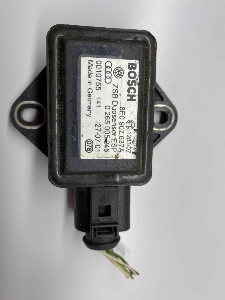 Датчик ускорения Audi A6 2003 C5 8E0907637A контрактная