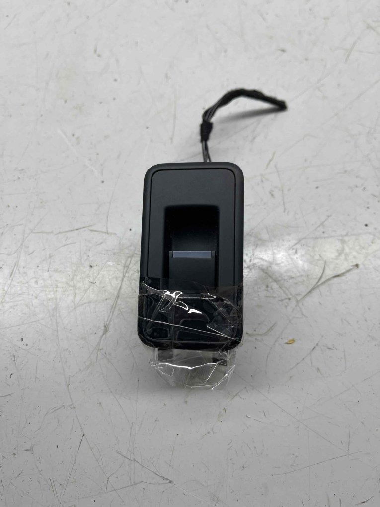 Кнопка стеклоподъемника Land Rover Range Rover Sport 2016 L494 FK72-14717-AB контрактная