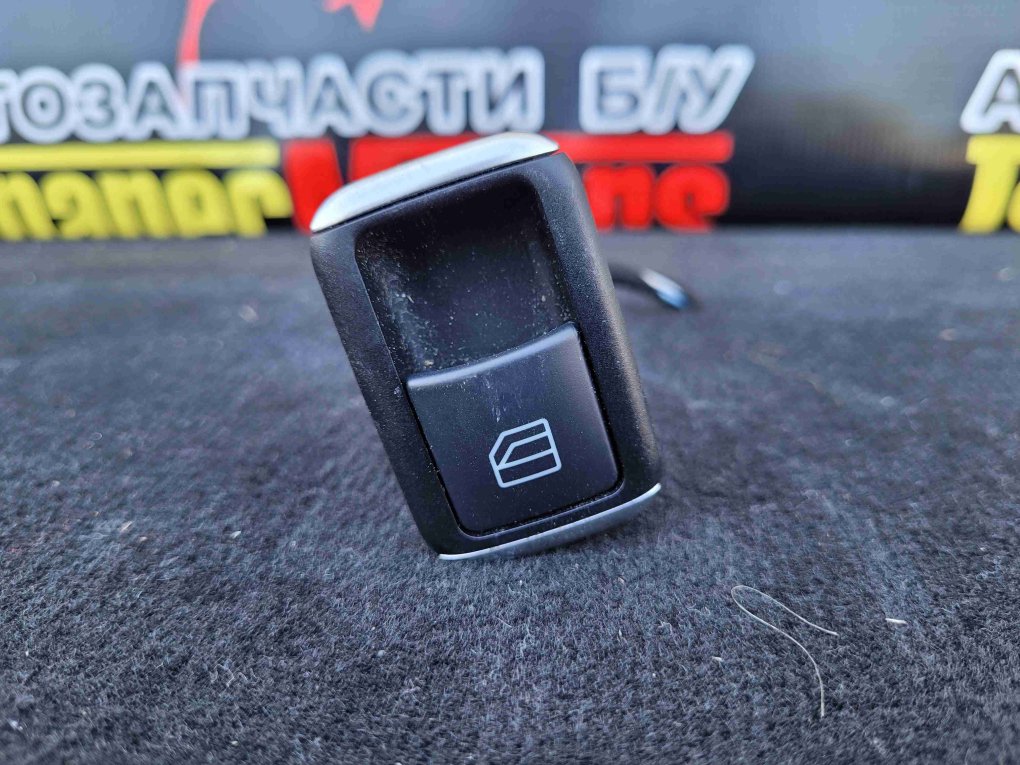 Кнопка стеклоподъемника Mercedes-Benz GLE 2016 W166 A2049058102 контрактная
