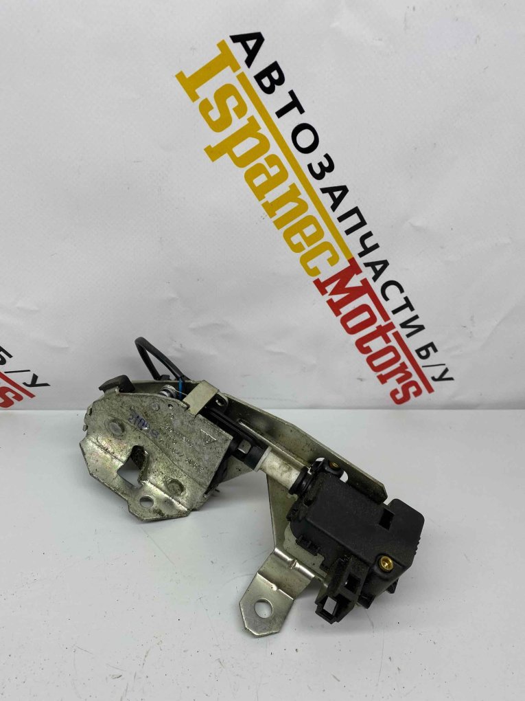 Замок багажника Porsche Cayenne 2006 7L0827506E контрактная