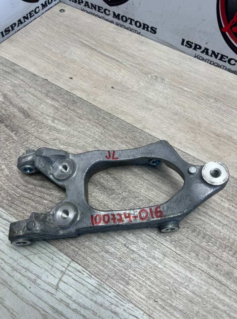 Кронштейн генератора JEEP Wrangler 2020 JL 2.0 05281576AB контрактная