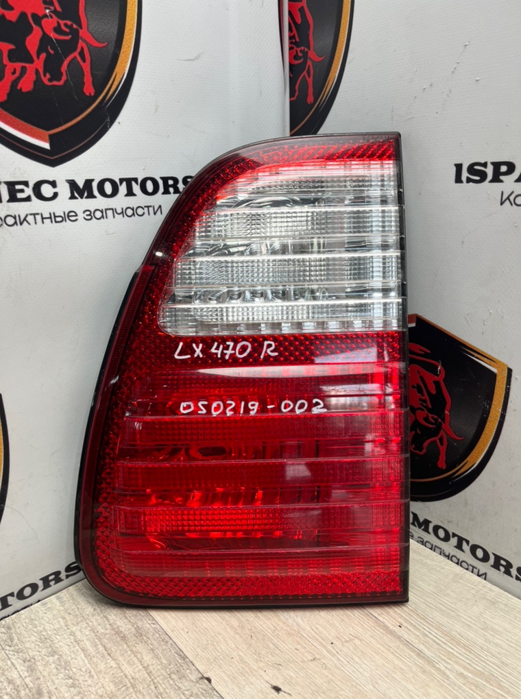 Фонарь крышки багажника правый Lexus LX 2004 контрактная