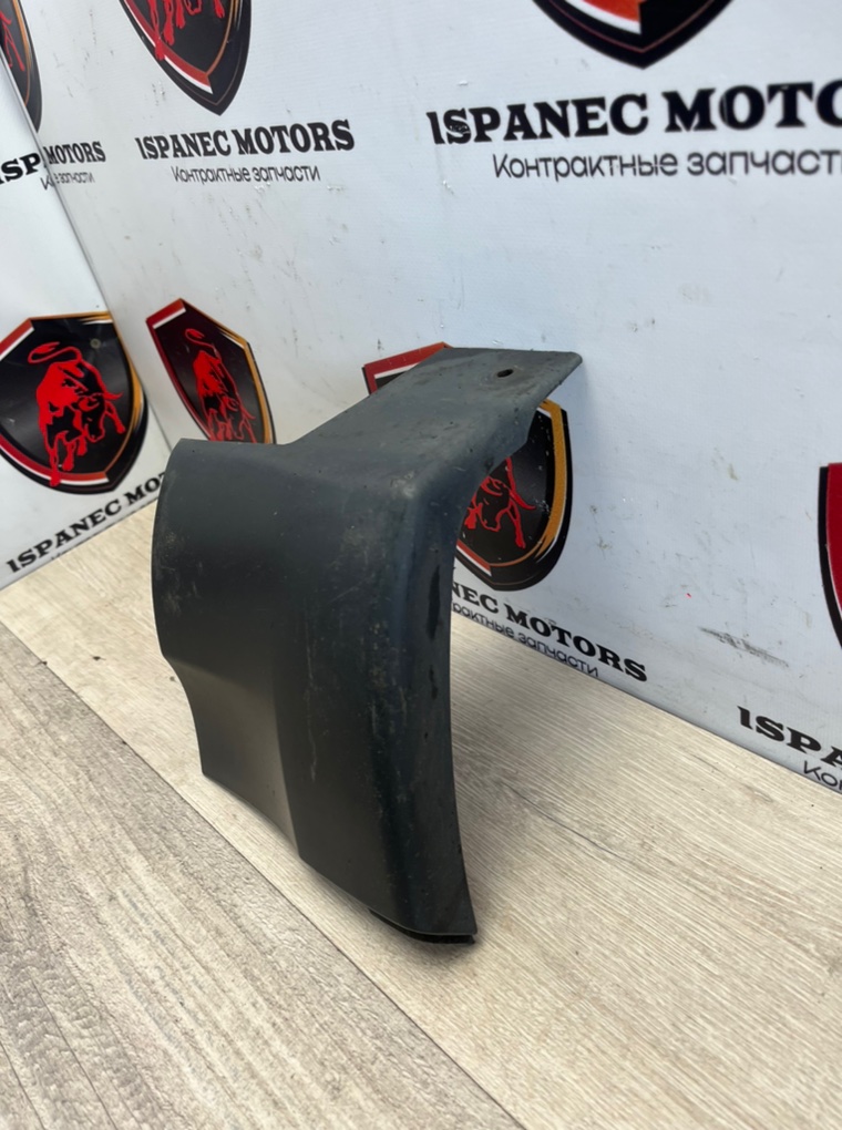 Молдинг крыла переднего левого Land Rover Discovery 5 L462 3.0