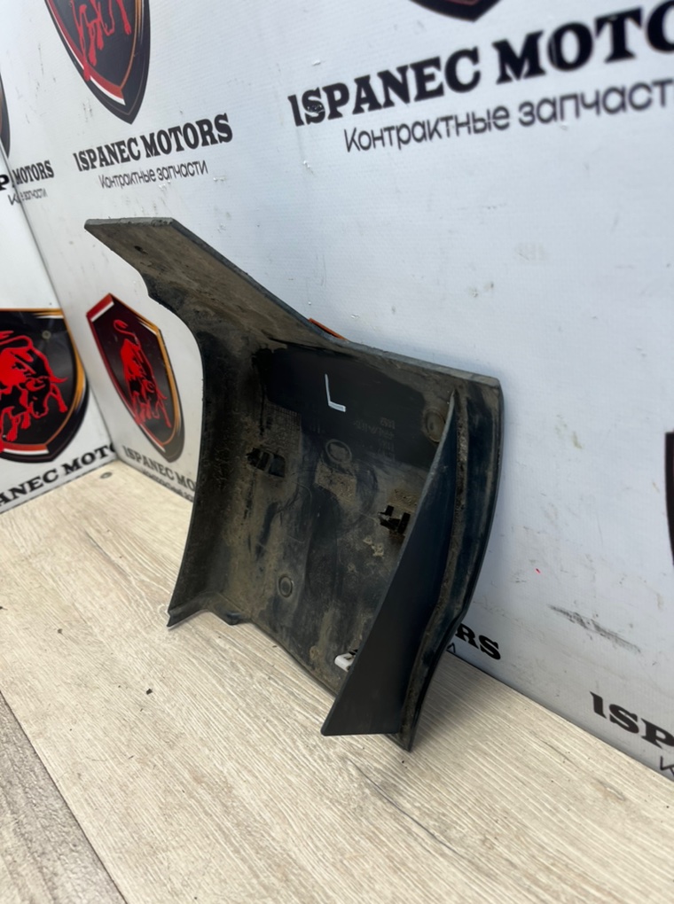 Молдинг крыла переднего левого Discovery 5 2017 L462 3.0