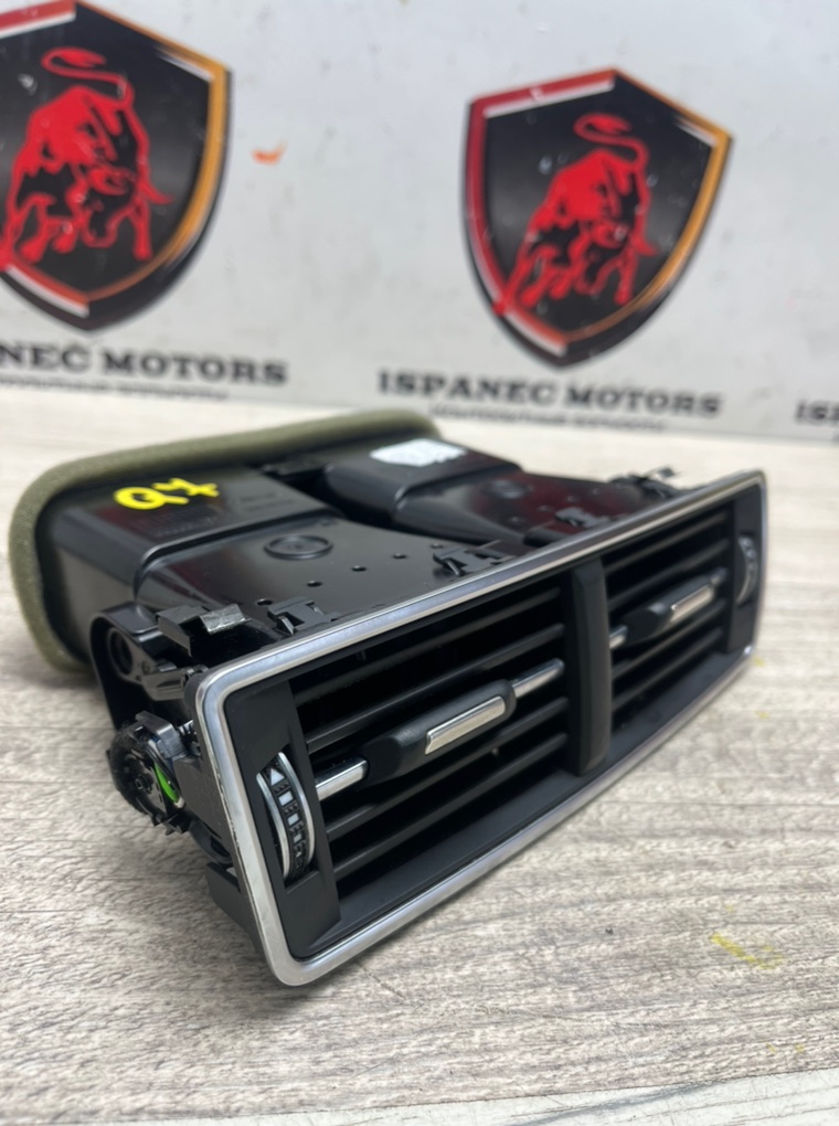 Дефлектор обдува салона AUDI Q7 2016 4M 3.0 4M0819203C контрактная