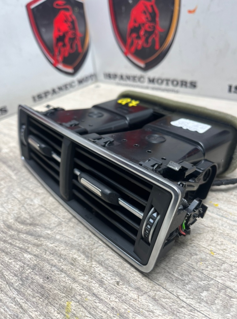 Дефлектор обдува салона AUDI Q7 4M 3.0