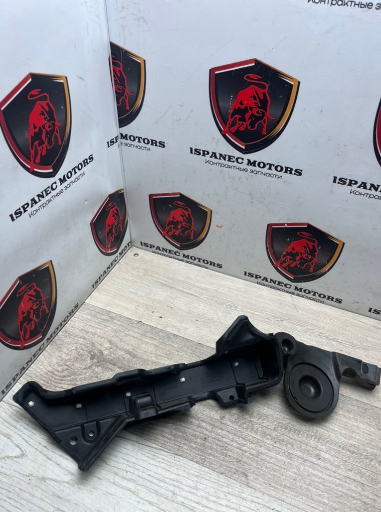 Пластик моторного отсека KIA Stinger CK 3.3T