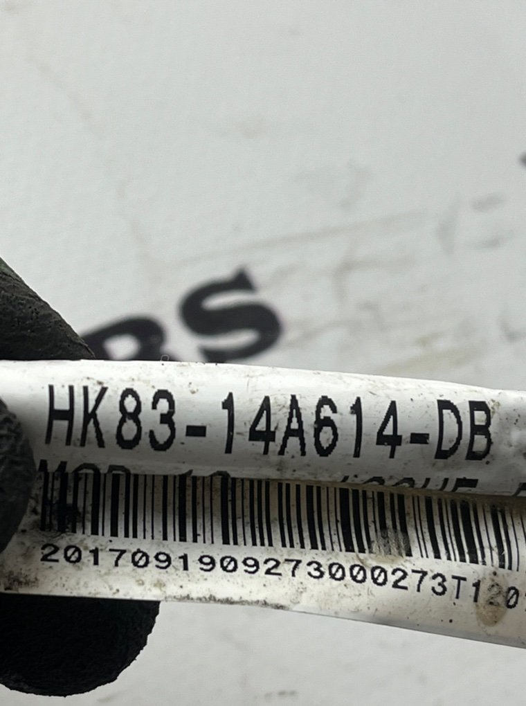 Амортизатор задний Range Rover Velar 2018 L560 2.0