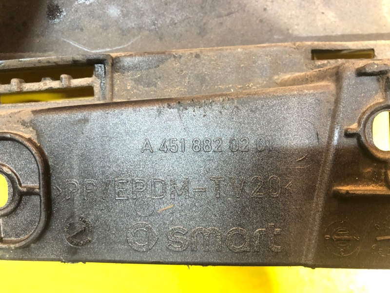 Крыло заднее правое ForTwo 2007-2014 W451 Крыло заднее правое ForTwo 2007-2014 W451