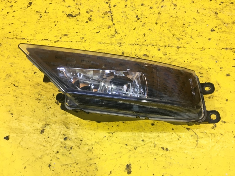Фара противотуманная Volkswagen Tiguan 2 2016 передняя левая Фара противотуманная Volkswagen Tiguan 2 2016 передняя левая