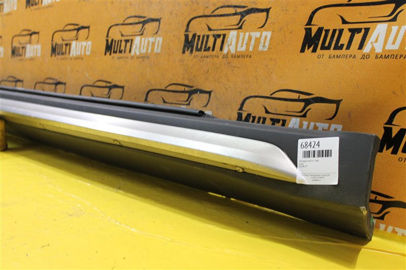 Накладка порога правая Volvo V60 Cross Country 2