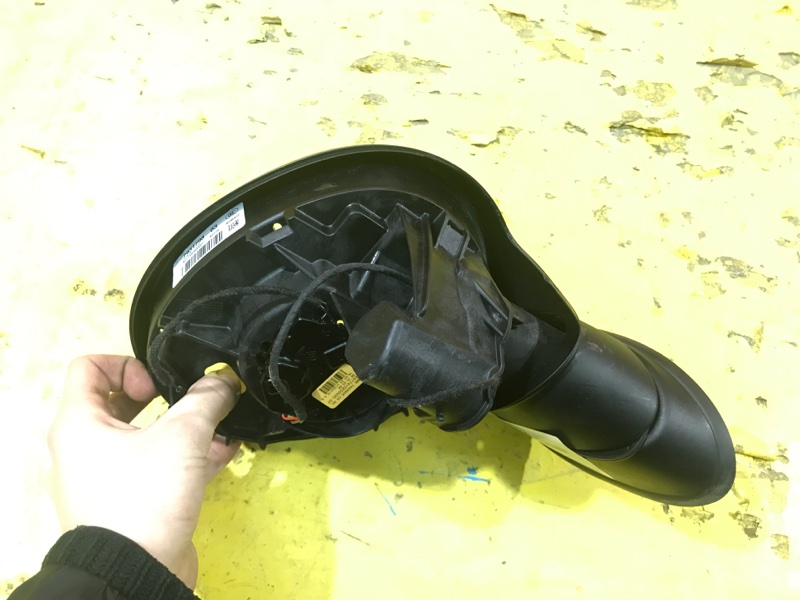 Зеркало переднее правое Hatch 2013-2021 F55