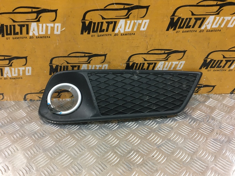 Решетка в бампер передняя правая Acura RDX 2013- 2 71105TX4 новая