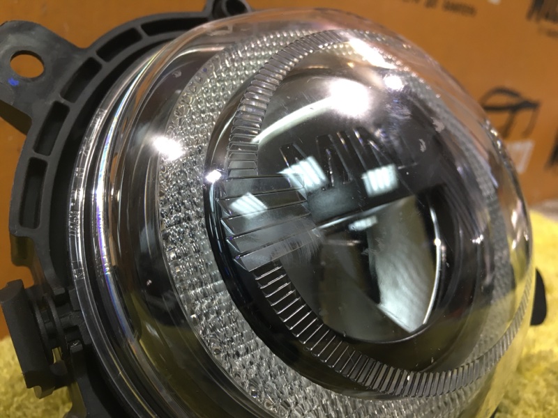 Фара противотуманная передняя правая ClubMan 2014- F54