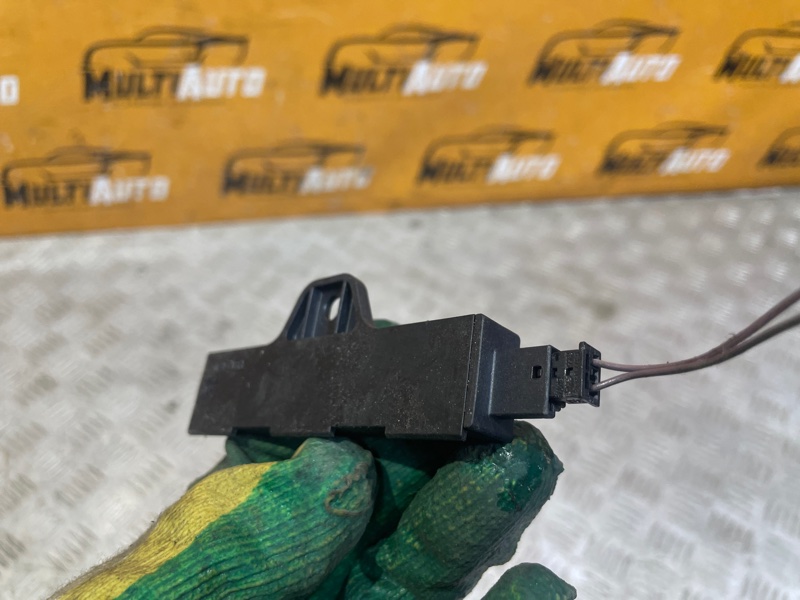 Антенна бесключевого доступа 7 Series 2014 f01 N63В44 4.4l v-8 di