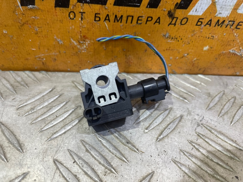 Датчик удара BMW 7 Series 2014 f01 N63В44 4.4l v-8 di 65779224177 Б/У