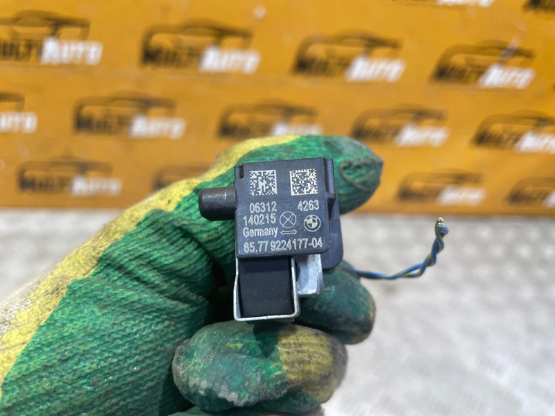Датчик удара BMW 7 Series f01 N63В44 4.4l v-8 di