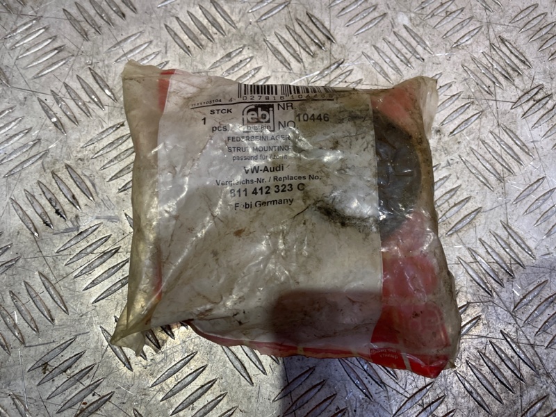 Опора амортизатора 80