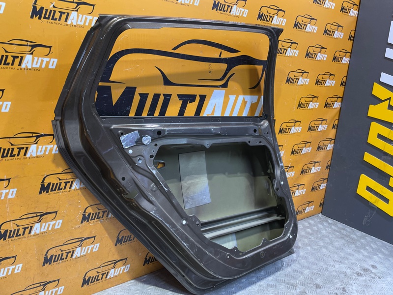 Дверь задняя левая V60 2010-2018 1