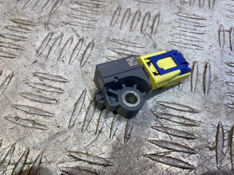 Датчик удара KIA Sportage 4 2.4 GDi G4KJ