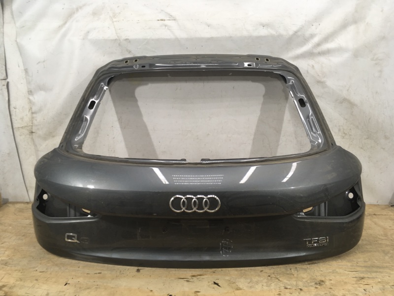 Крышка багажника Audi Q3 `1 2011