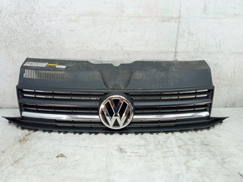Решетка радиатора Volkswagen Transporter T6 2015