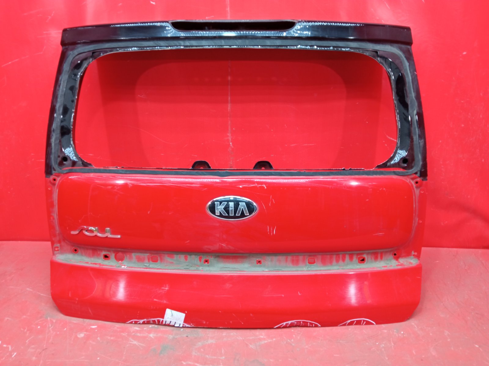 Крышка багажника Kia Soul 2 2014 Крышка багажника Kia Soul 2 2014