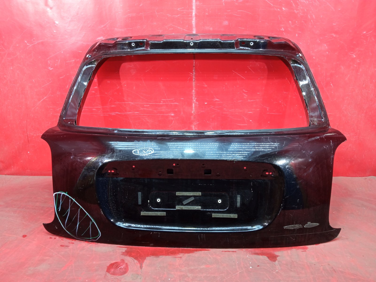 Крышка багажника Mini Hatch F56 2013