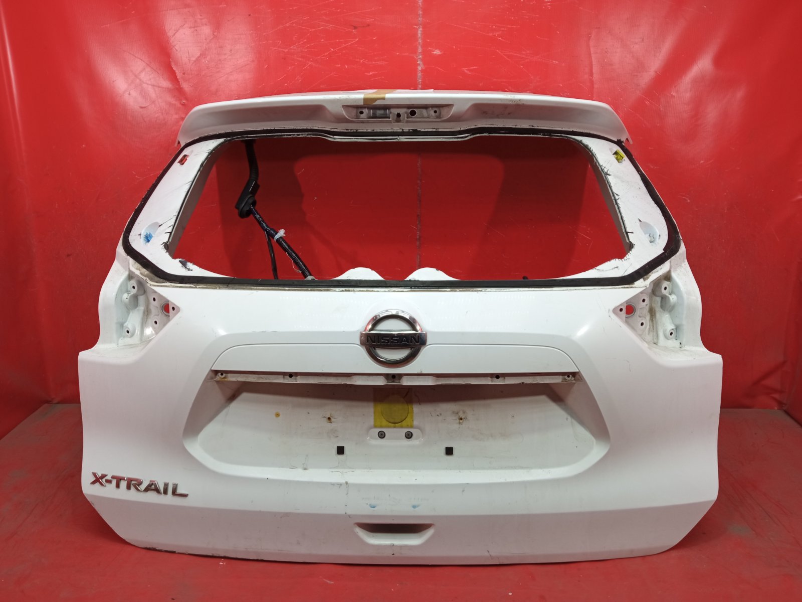 Крышка багажника Nissan X-Trail 3 T32 2013
