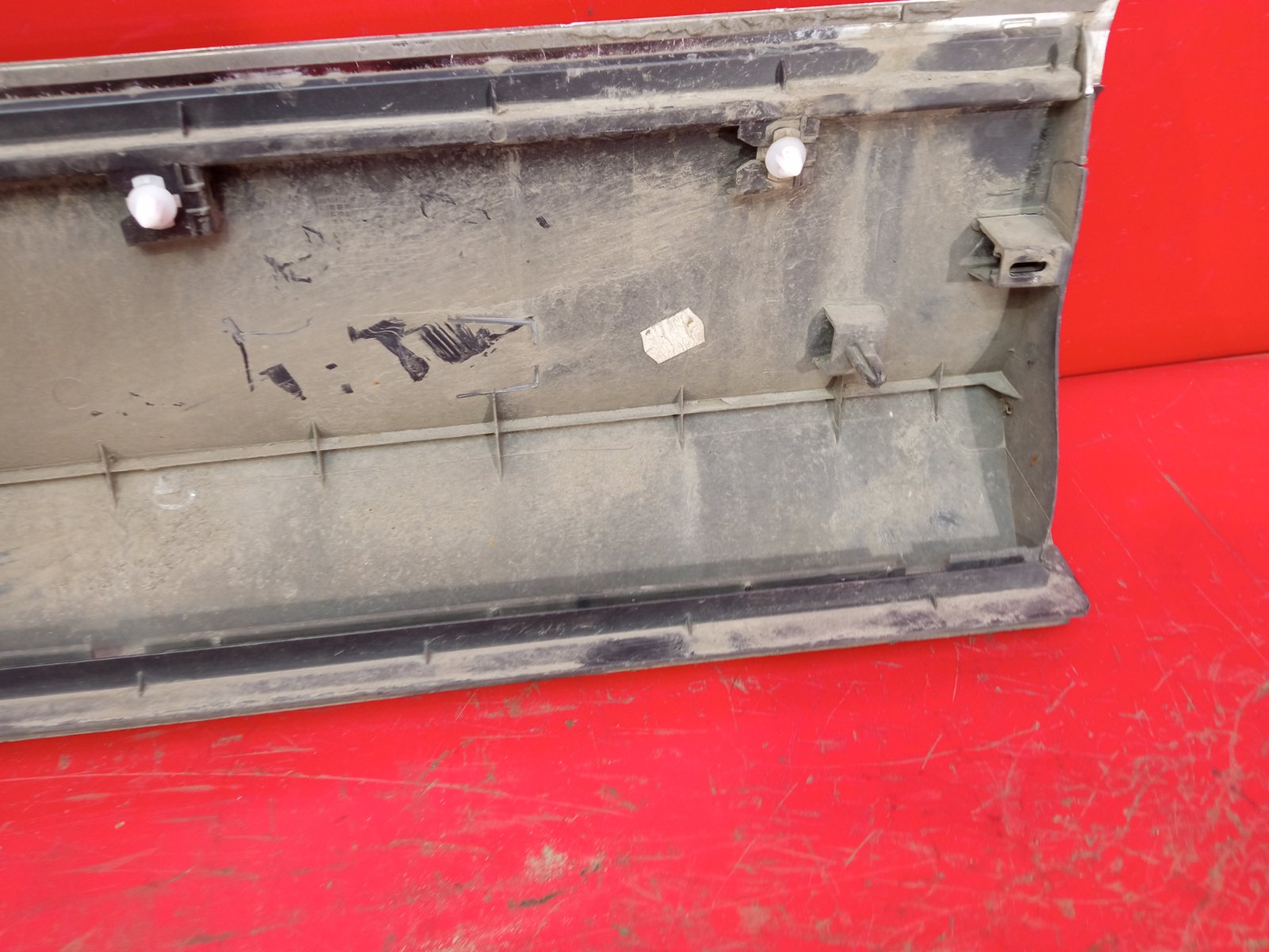 Накладка двери передняя правая TIGUAN 2016- 2