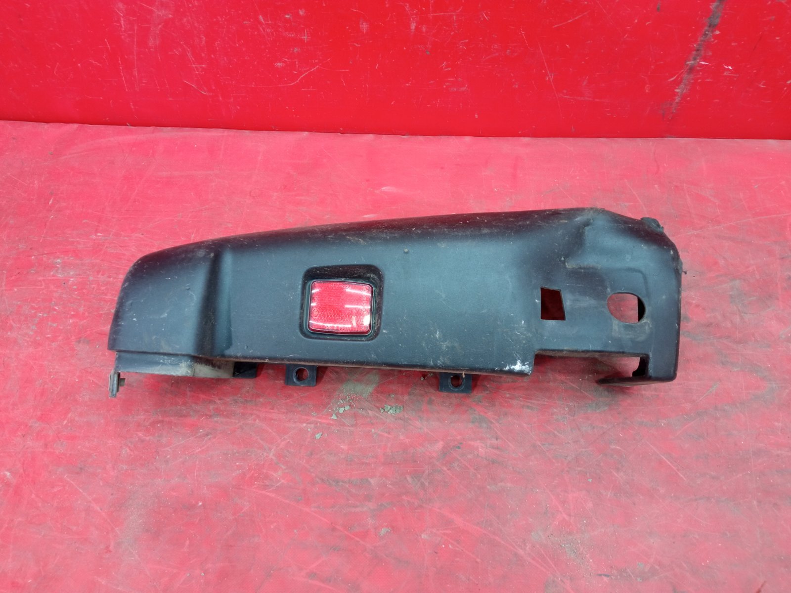 Накладка Бампера задняя левая FIAT DUCATO 2006-2014 250 1305762070 Б/У