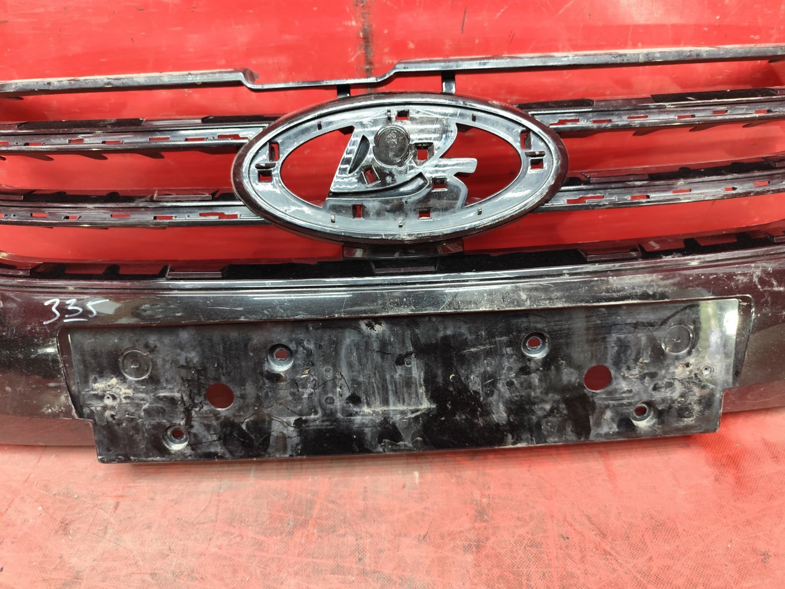 Решетка радиатора