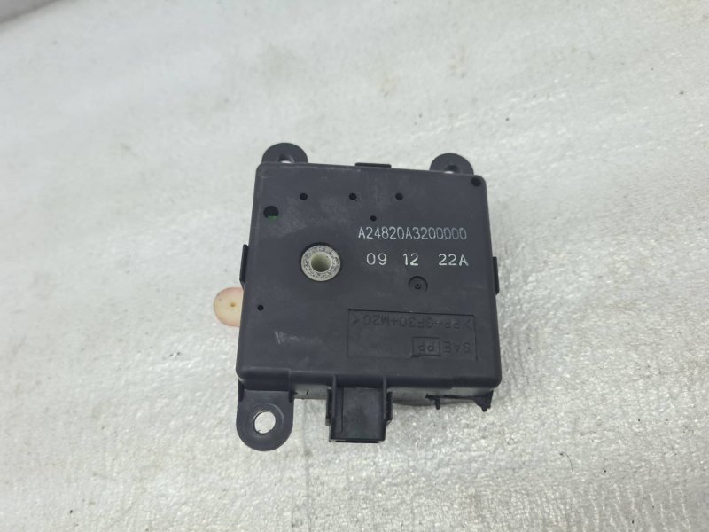 Моторчик заслонки печки Nissan Qashqai 2010 J10 MR20DE 27730ET00A Б/У