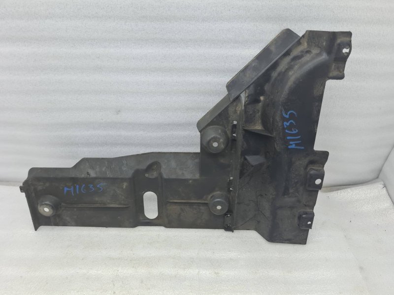 Защита днища задняя левая Nissan Qashqai J10 MR20DE