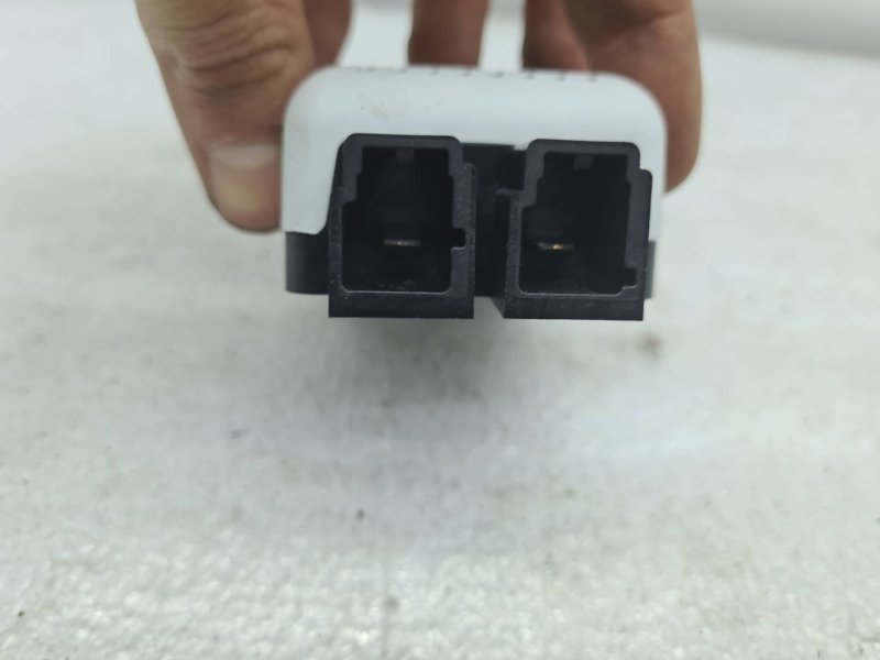 Усилитель антенны Karoq 2019 NU7 1.5 DPC