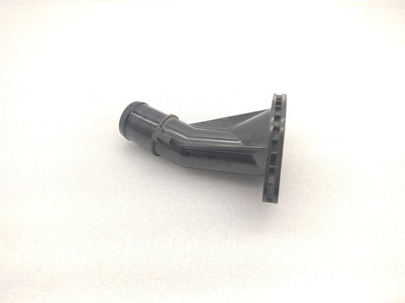 Фланец (тройник) системы охлаждения Kia Ceed 2012 JD 1.6 G4FD 256312B051 Б/У