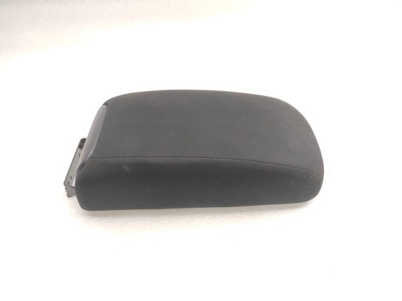 Запчасть центральный подлокотник Mitsubishi ASX 2012 GA1W 1.6 4A92 8011A085XF Б/У Центральный подлокотник Mitsubishi ASX 2012 GA1W 1.6 4A92 8011A085XF Б/У