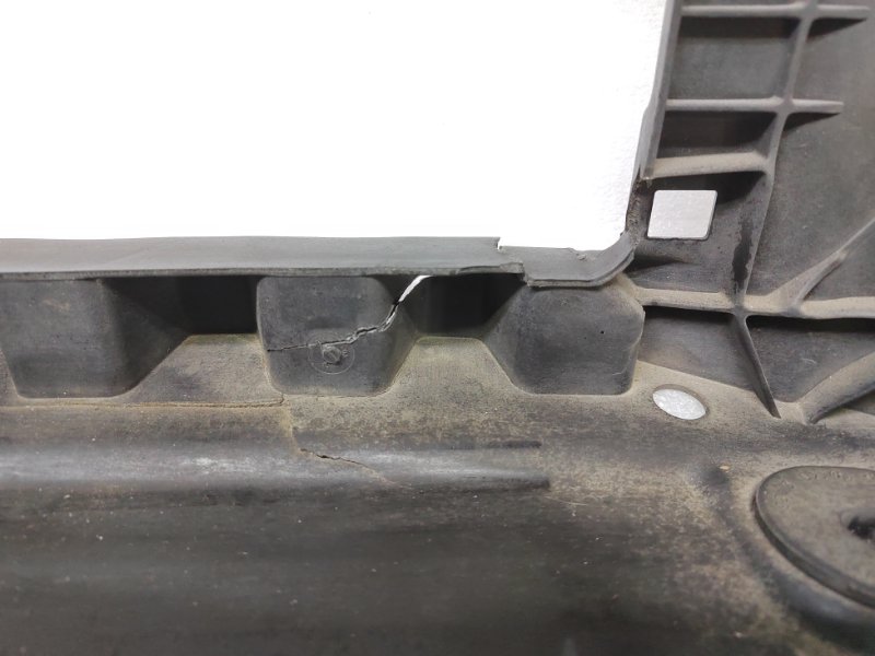 Передняя панель (телевизор) Golf 2012 6 1.4 CAXA