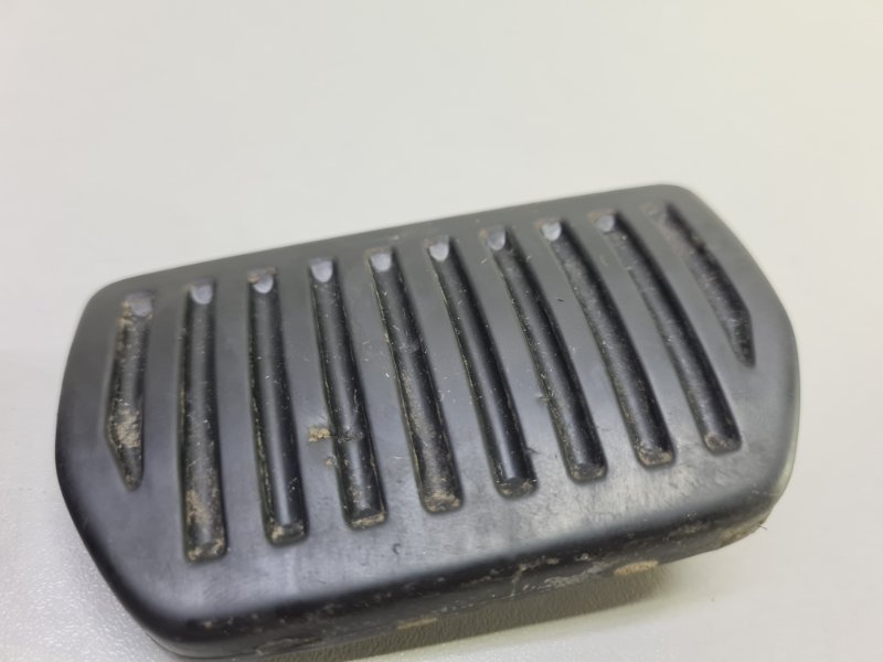 Накладка на педаль Changan UNI-K Накладка на педаль Changan UNI-K