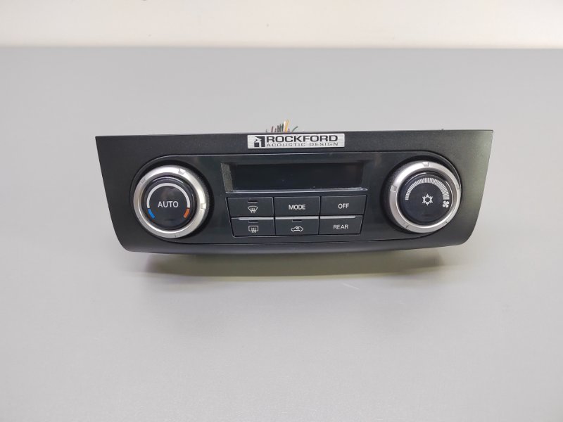 Блок управления климат-контролем Mitsubishi Pajero 2007 4 3.2d 7820A133XA Б/У