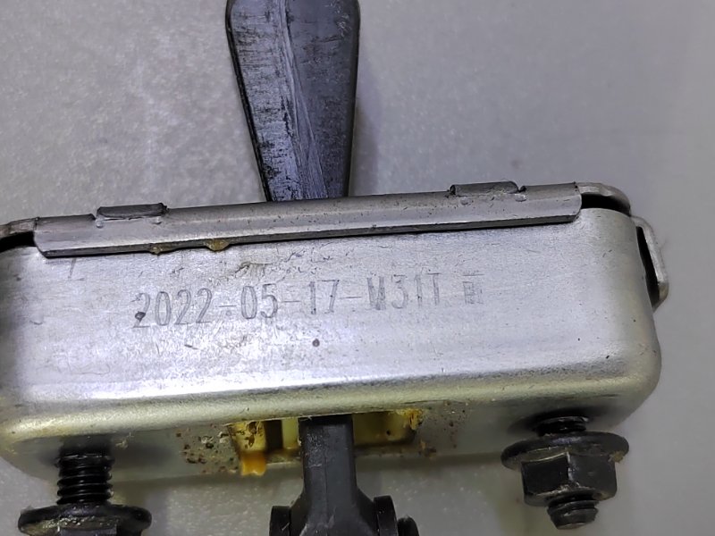 Ограничитель двери передний правый TXL 2022