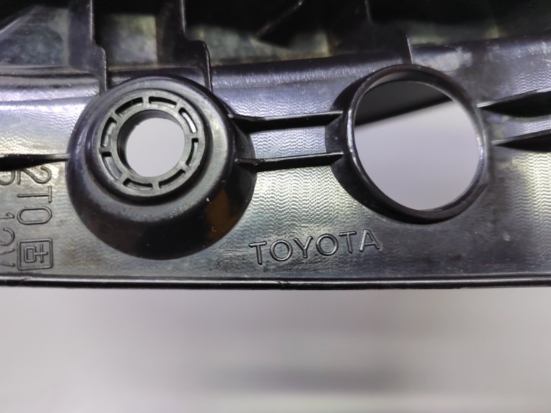 Фонарь правый RAV4 2015 40