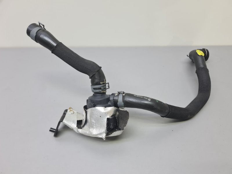 Насос антифриза дополнительный Volkswagen Tiguan 2016 2 2.0 5Q0965561B Б/У