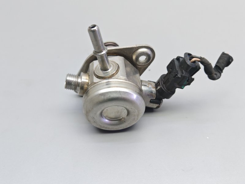 Запчасть тнвд Geely Coolray 2023 1.5 2022020100 Б/У ТНВД Geely Coolray 2023 1.5 2022020100 Б/У